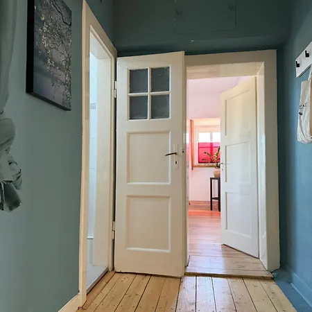 Carl By Interior